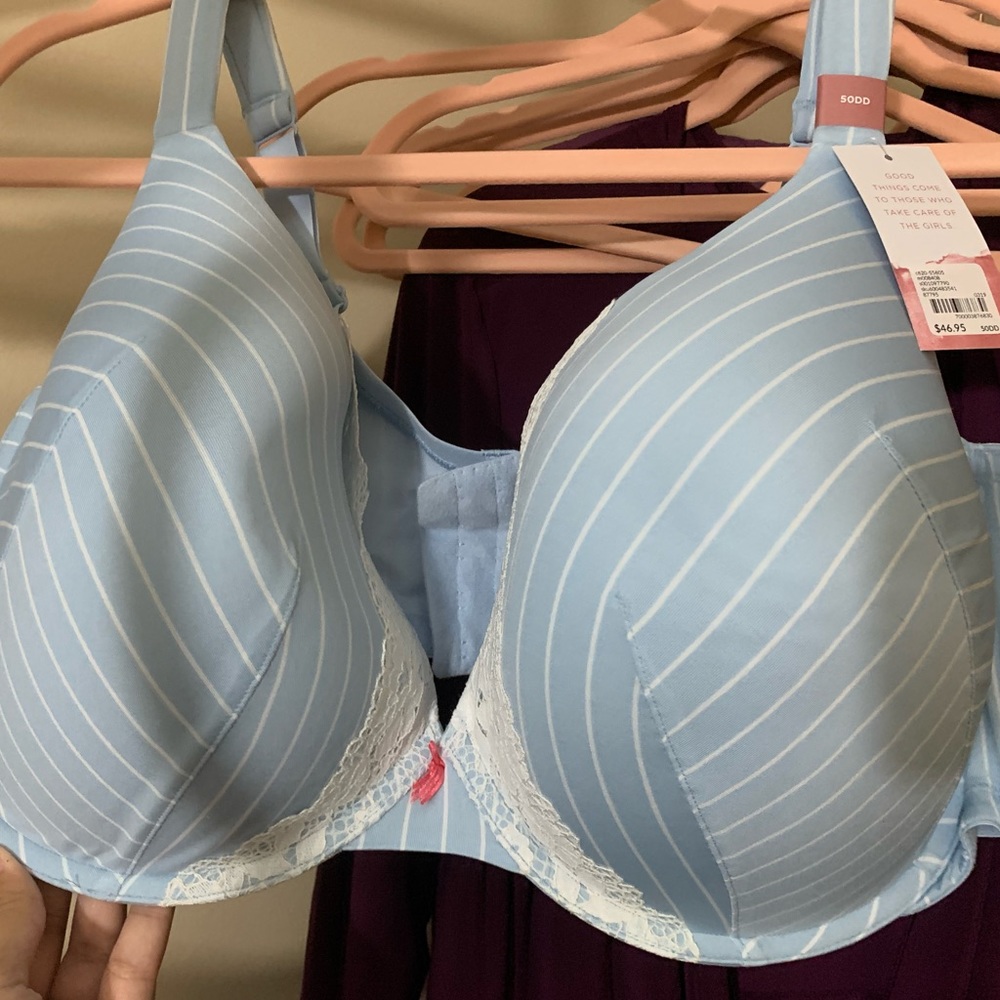 NWT cacique bra size 50DD